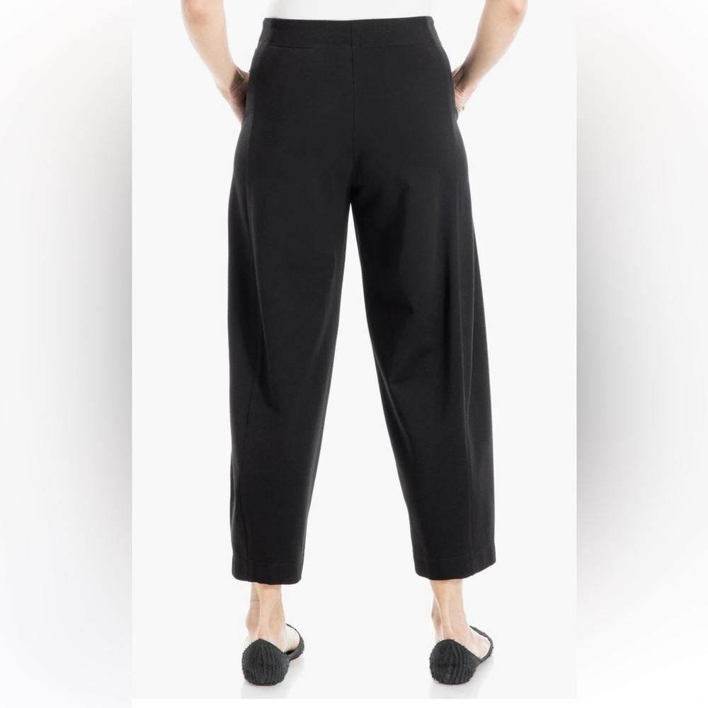 MAX STUDIO LONDON
Ponte Barrel Leg Pants - Picture 4 of 12